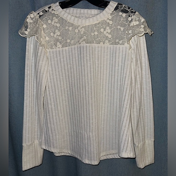 Lace Ruffle Long Sleeve Cream blouse - Picture 1 of 6